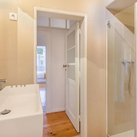 Duque's Cozy Retreat @ Historical Διαμέρισμα