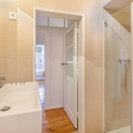 Duque's Cozy Retreat @ Historical Διαμέρισμα Lisboa