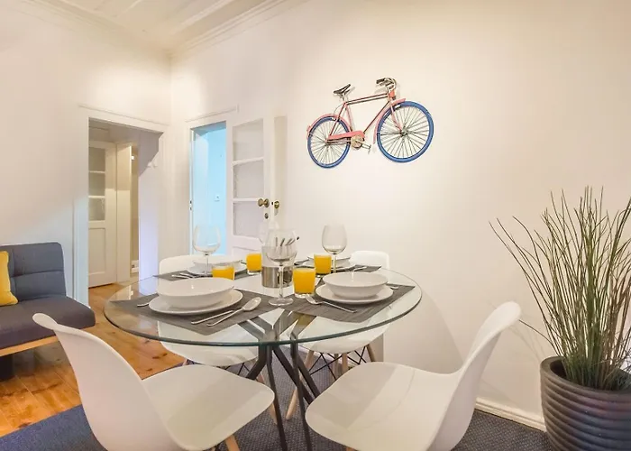 شقة Duque's Cozy Retreat @ Historical