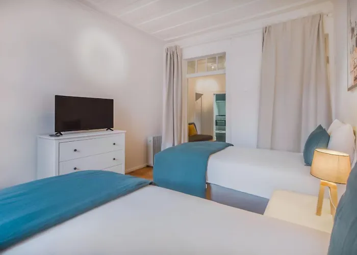 Duque's Cozy Retreat @ Historical