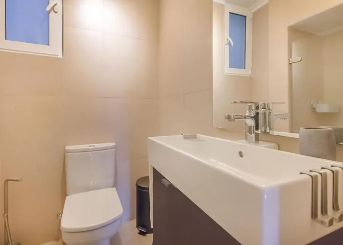 Duque's Cozy Retreat @ Historical Lisboa