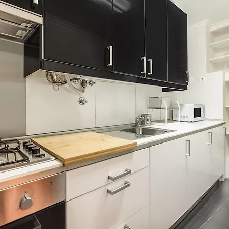 Lisbon City Stay Apartman *